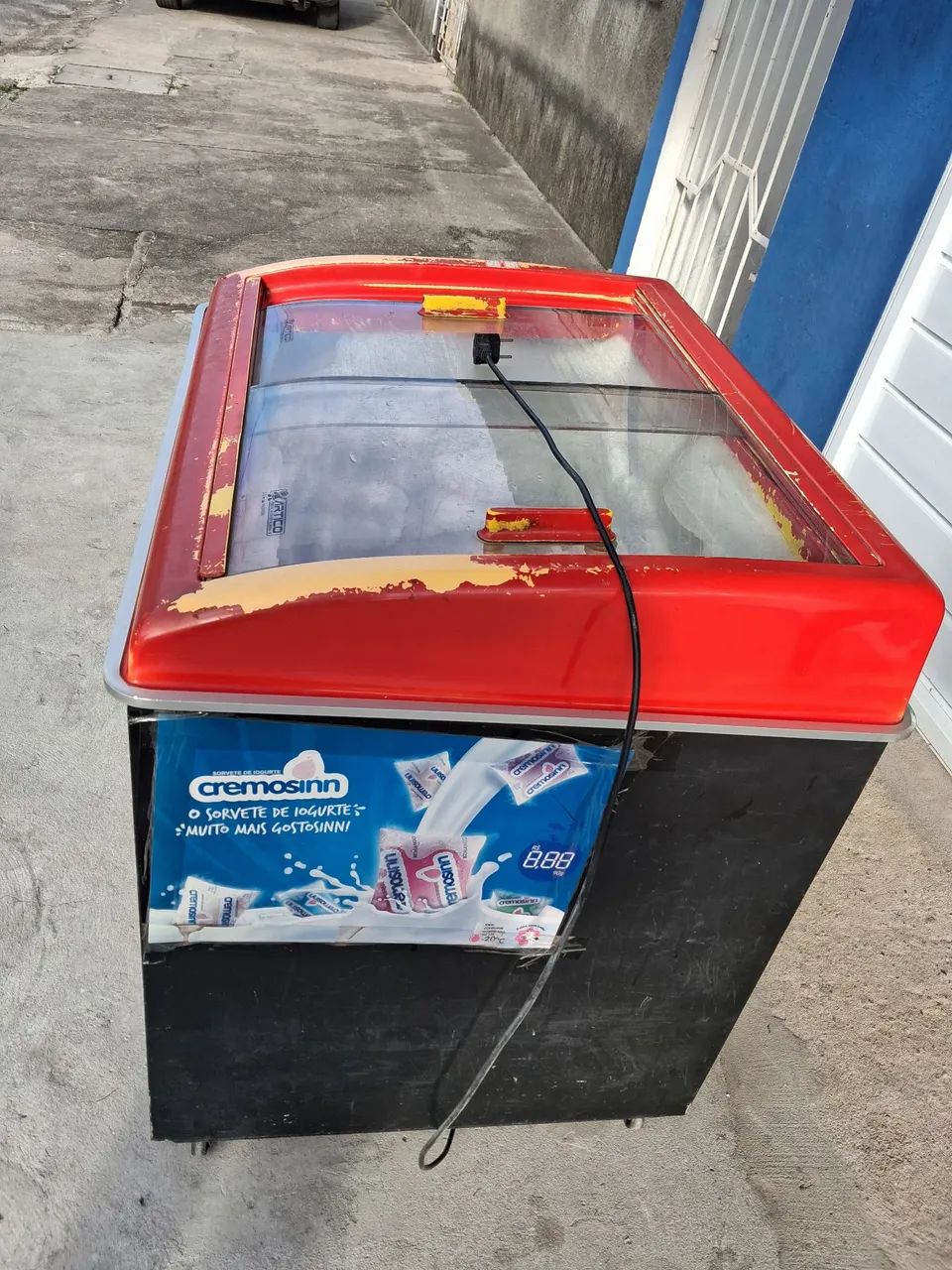 Vende-se frezer 