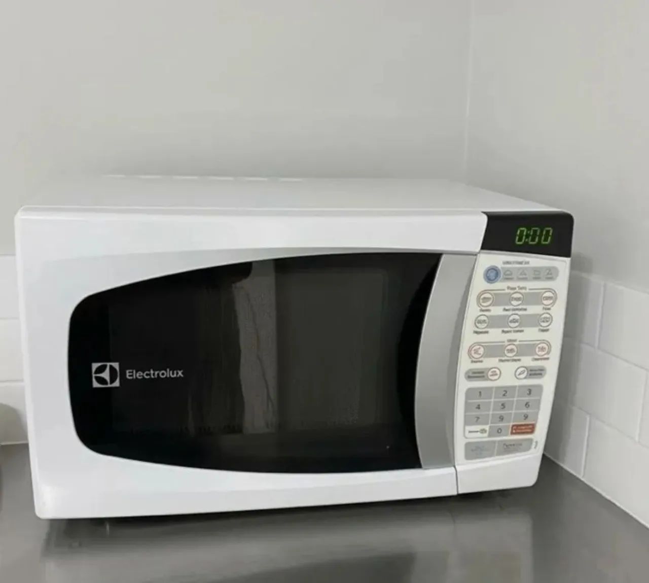 Micro-ondas Electrolux mt30 20L