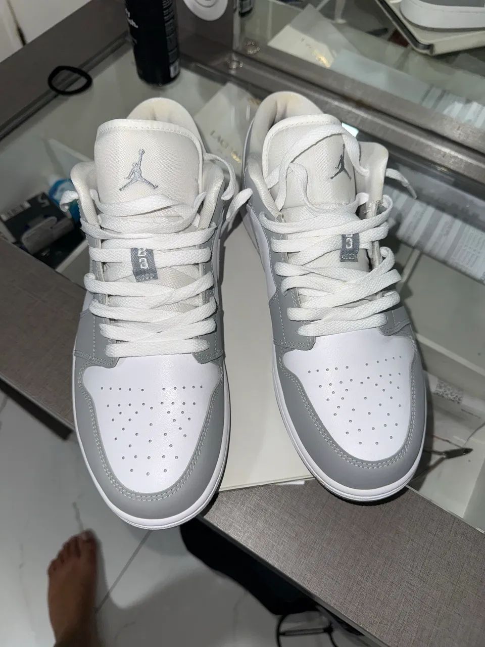 AIR JORDAN 1 LOW - WOLF GREY - Foto 3