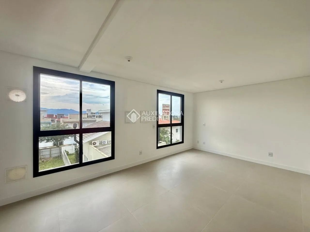 STUDIO NOVO SUL DA ILHA