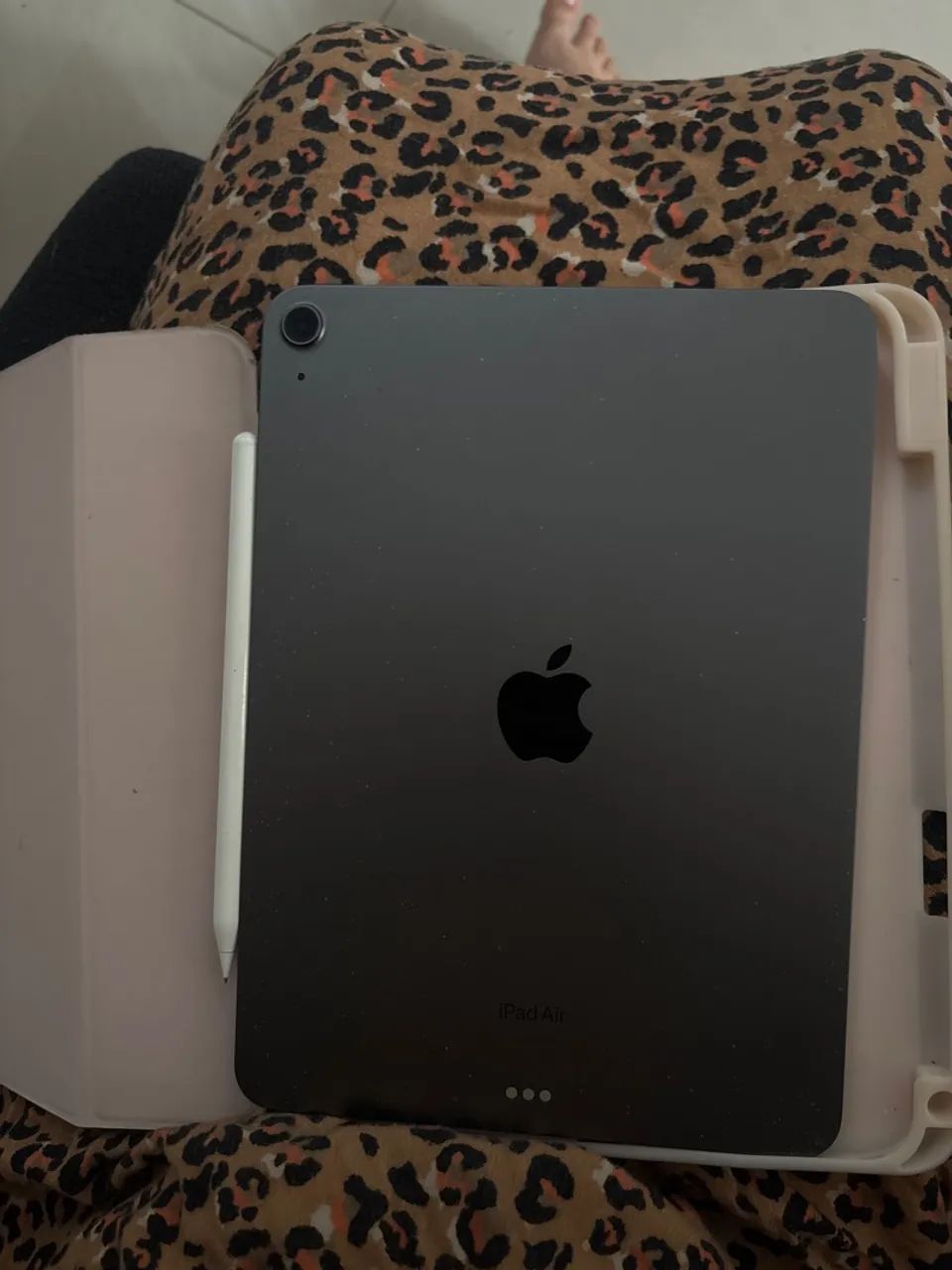 iPad Air 64gb com processador M1 - Foto 2