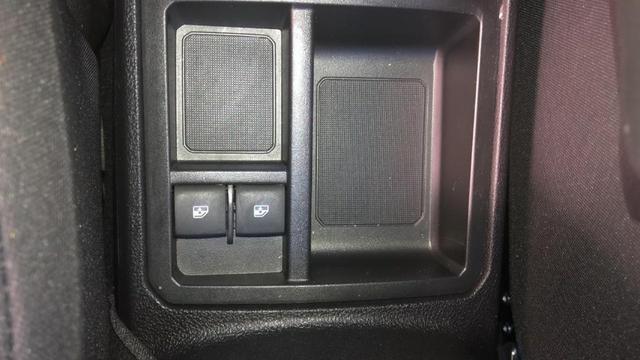 Carro ônix - Foto 4
