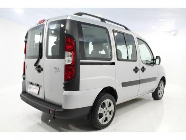 Fiat Doblo ESSENCE 1.8 COMP 7L - Foto 4