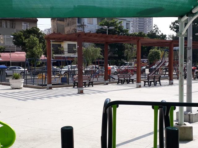 Tijuca. Quitinete. Próximo Metrô e Shopping Tijuca. R$ 1.200,00 - Foto 2