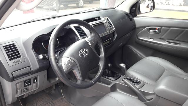 Hilux SRV 2014 4X4 DIESEL AUTOMÁTICO. ligar - Foto 7