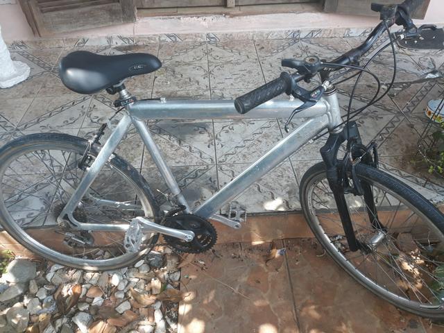 Bicicleta aro 26 de alumínio - Foto 4
