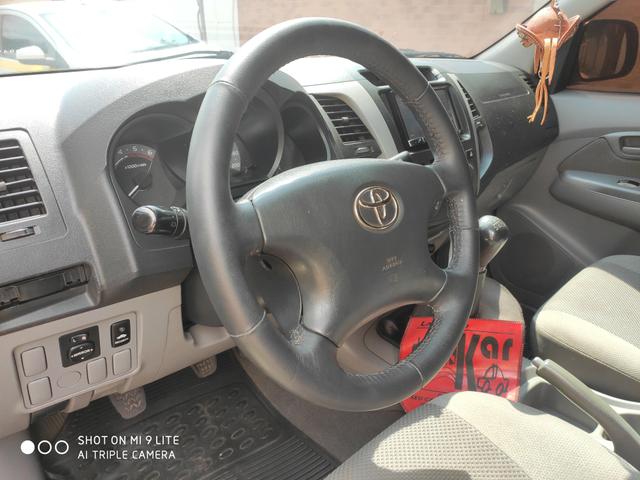 Toyota Hilux 3.0 diesel 61000.00 - Foto 2