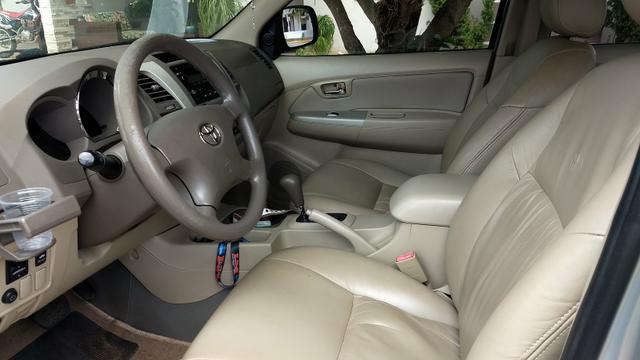 Hilux sw4 srv 3.0 4x4 diesel - Foto 9