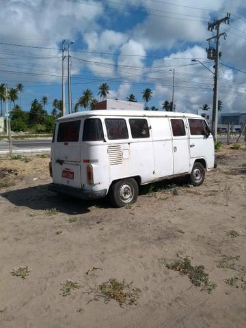Vendo e troco Kombi - Foto 4
