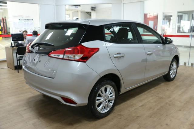 TOYOTA YARIS HATCH XL AT 19/20 - Foto 4
