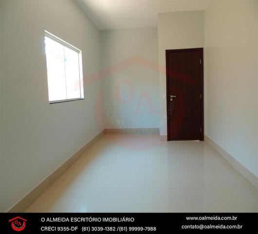 RUA 12 Linda Casa, fino acabamento! - Foto 9