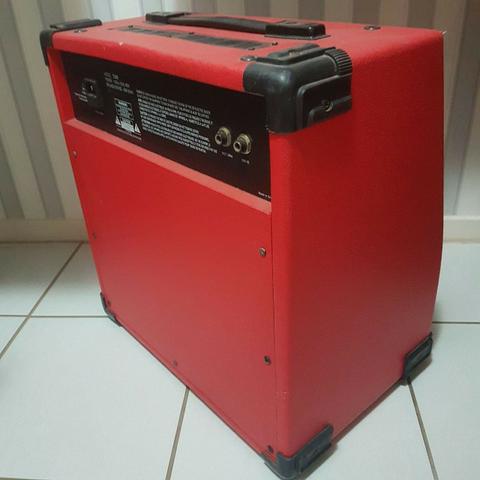 Cubo GuitarResearch 40W Pré Valvulado Reverb de mola - Foto 2