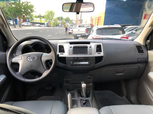 TOYOTA HILUX 2011/2012 3.0 SRV 4X4 CD 16V TURBO INTERCOOLER DIESEL 4P AUTOMÁTICO - Foto 5