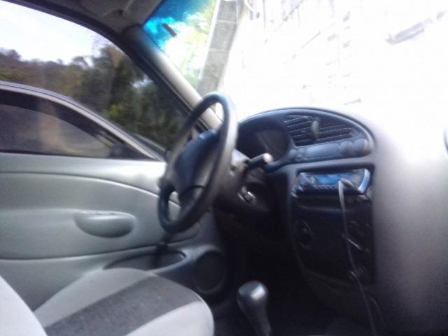 Carro Fiesta - Foto 2