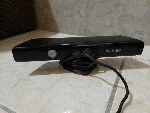 Xbox 360 desbloqueado + Kinect + um controle - Foto 4