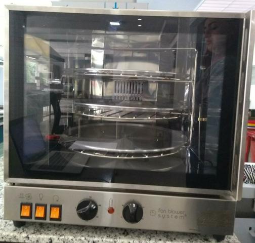 Forno rotativo 3 assadeiras - * Irani