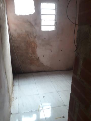 Vendo casa em Nilópolis casa de segundo andar - Foto 2