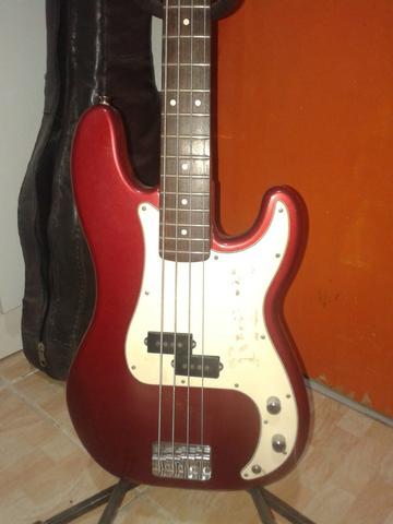 Contrabaixo Fender Precision mexicano - Foto 3