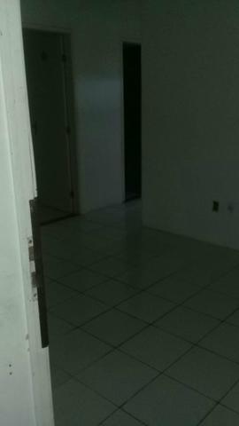 Vendo casa na Boca do Rio - Foto 7