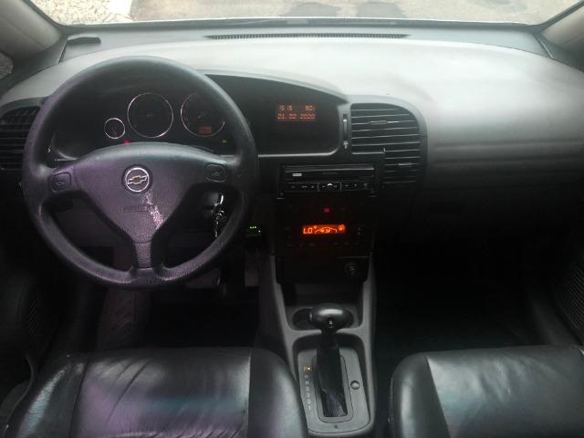 Zafira 7 Lugares Automática GNV - Foto 3