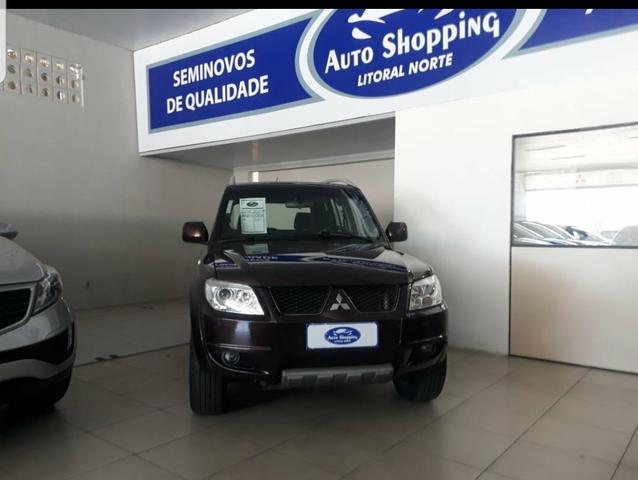 Pajero tr4 4x2 automatica 2015