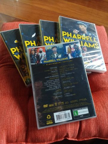 NOVO - DVD Pharrell Williams - At Glastonbury Festival - Foto 3