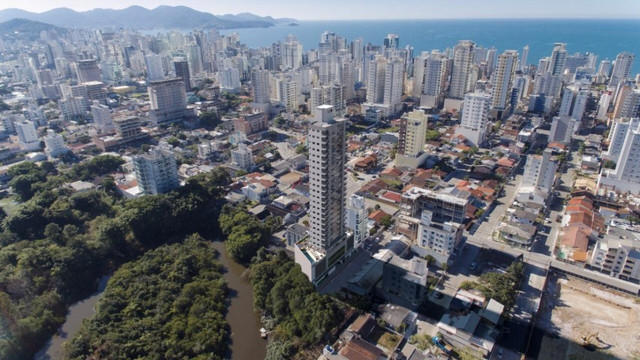 Oportunidade no coração de meia praia, 2 suítes e 2 vagas, com lazer completo!!! - Foto 14