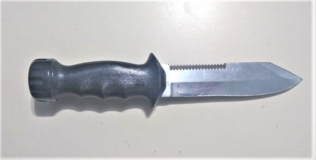 Faca de Mergulho Tramontina Inox