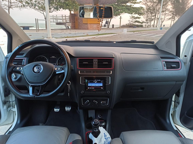 VW Fox Pepper 1.6 MSI 2017 U. Dono - Foto 17