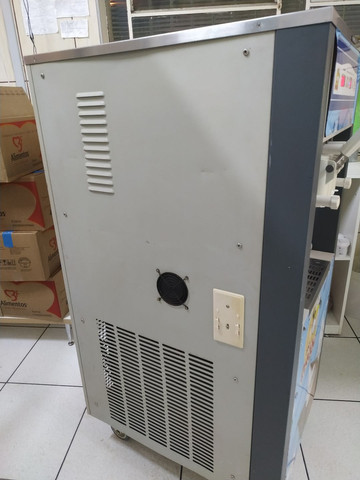 Máquina de sorvete soft - Foto 4