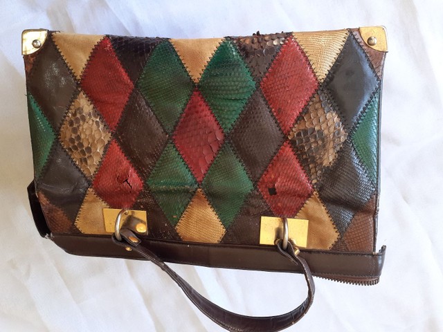 Bolsa antiga em pele 