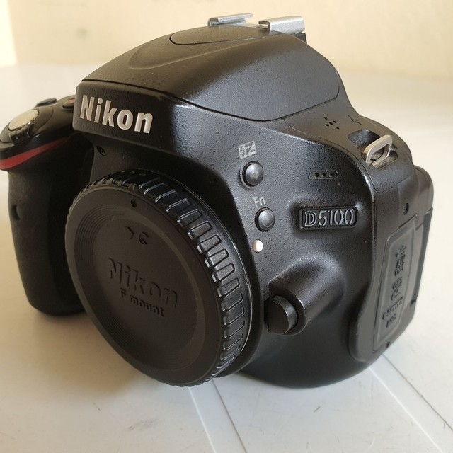 Câmera  D5100 - Lnte 18-55 (somente foco manual) - Muito conservada - 32 mil cliques - Foto 2