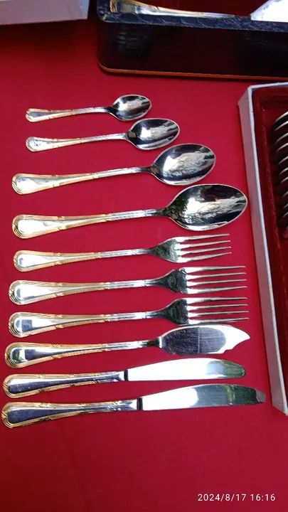 Faqueiro italiano GOTTINGHEN, aço inox com filete de ouro 24k e 127 peças com garantia. - Foto 2