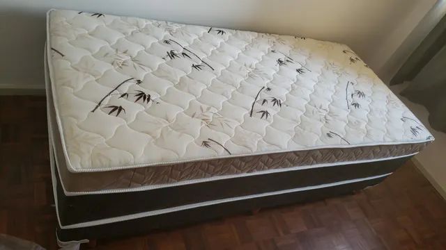 Box solteiro D33 levo hoje nova