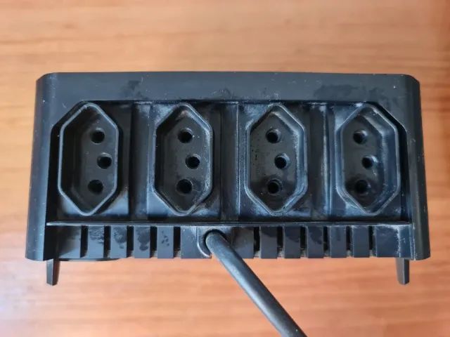 Estabilizador Microsol Cubic 300VA Mono 115V - APC by Schneider Electric. - Foto 2