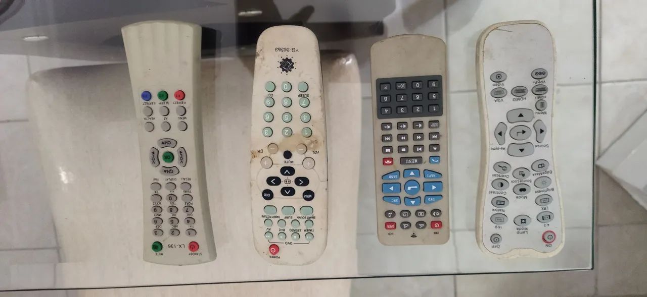 Controles remoto diversos - Foto 4
