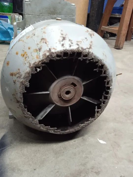 Motor Trifásico Siemens KOHLBACH 6CV - Foto 4