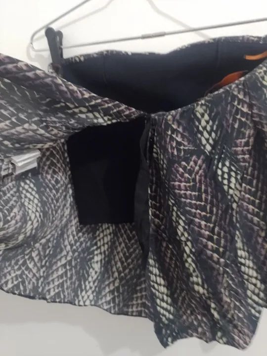 blusa/bata tomara que caia da  Animale  - Foto 3