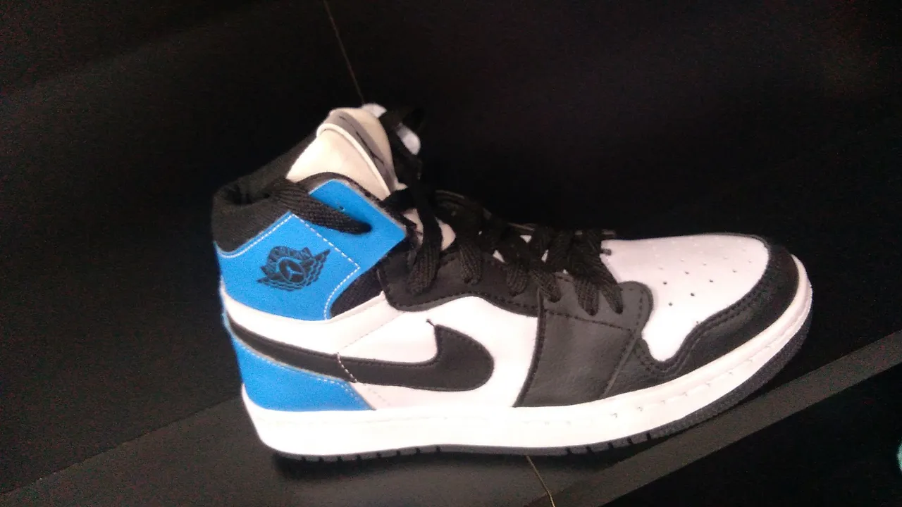 Tênis Jordan 1 Retro High