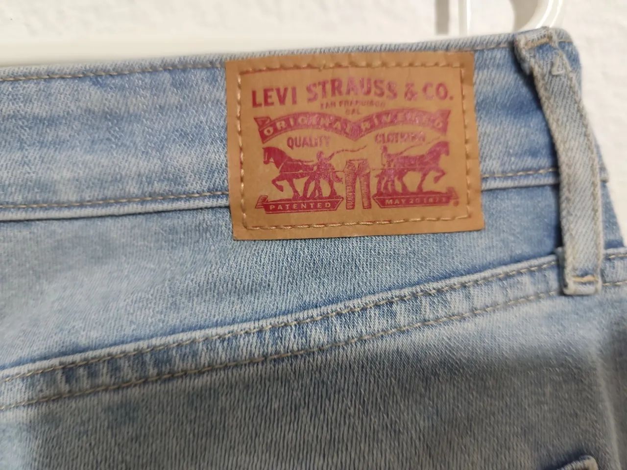 Calça jeans Levis Feminino - W31 L32 - Tam 38 - Foto 4