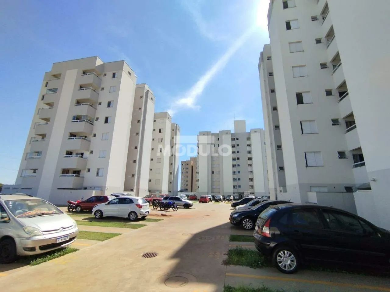 Apartamento com elevador no Jd Europa