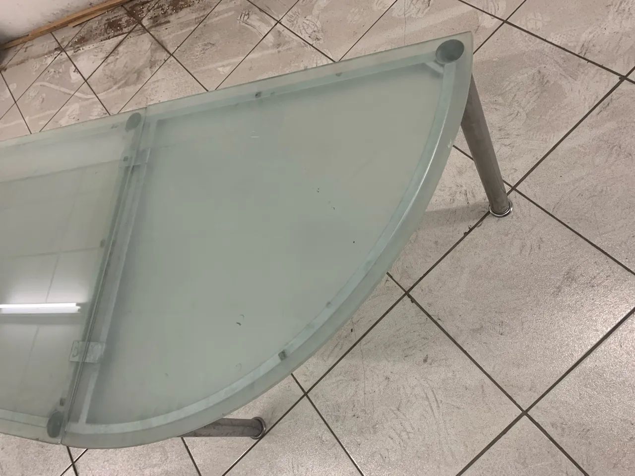 Mesa Com Tampo De Vidro Retangular Reno Crome - Foto 5