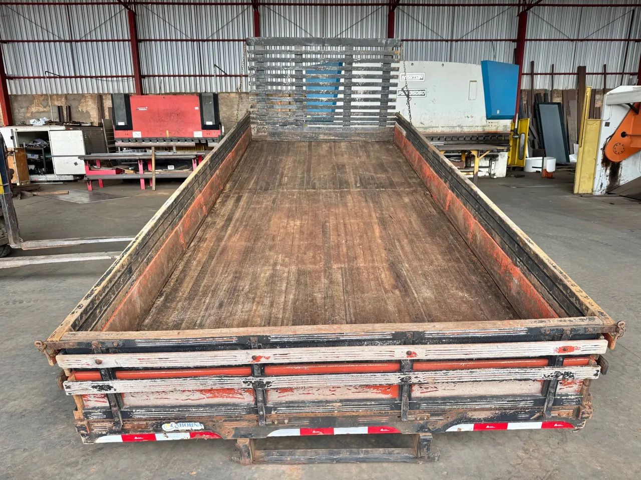 CARROCERIA MADEIRA 5,50 - Foto 4