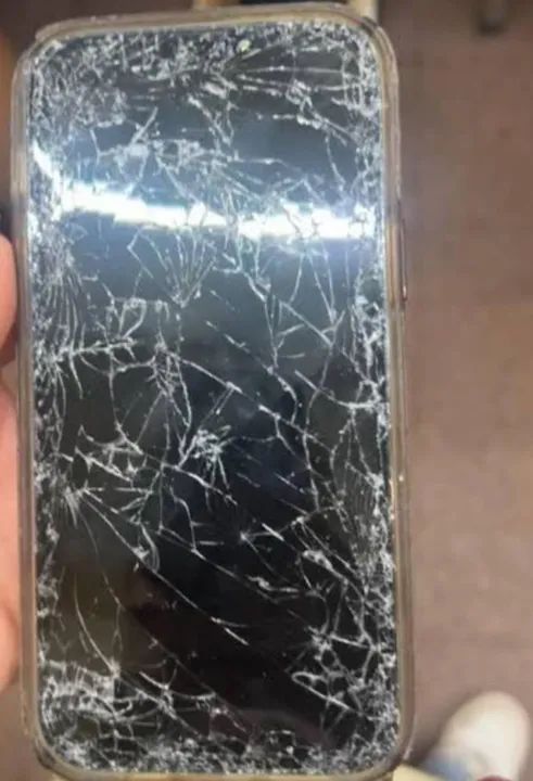 Tela de Celular iPhone - Com e Sem Quebra - Foto 4