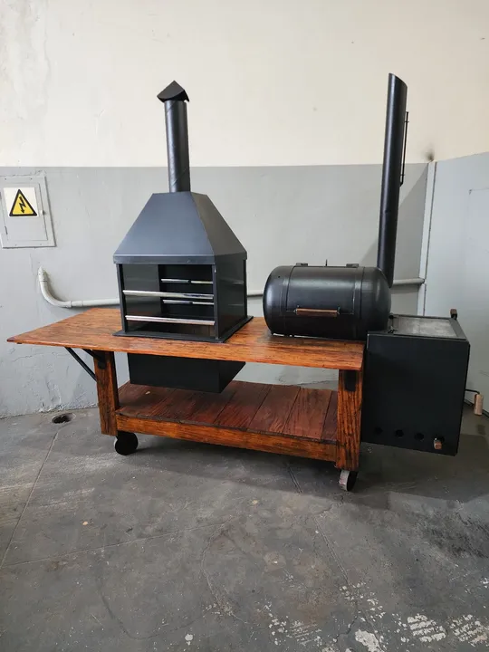Pitsmoker / Defumador e churrasqueira com bancada de Peroba