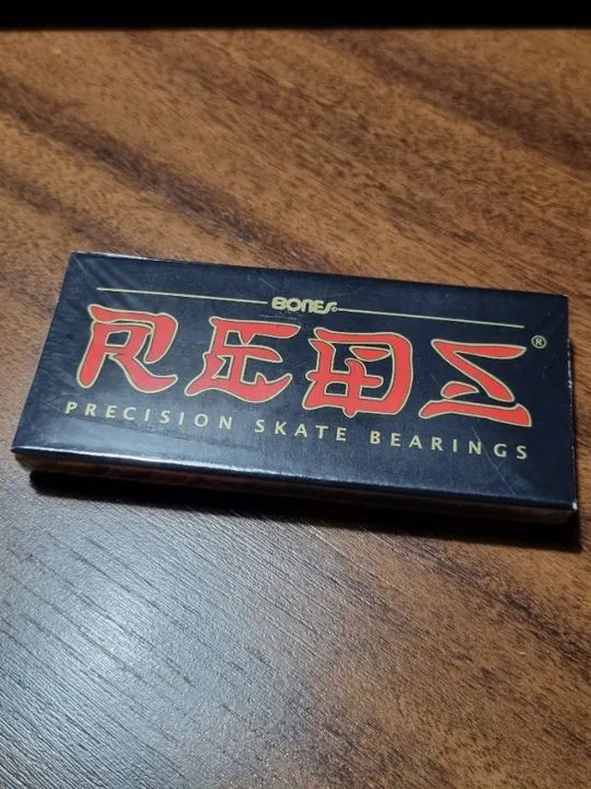 Skate Rolamentos Bones Reds 
