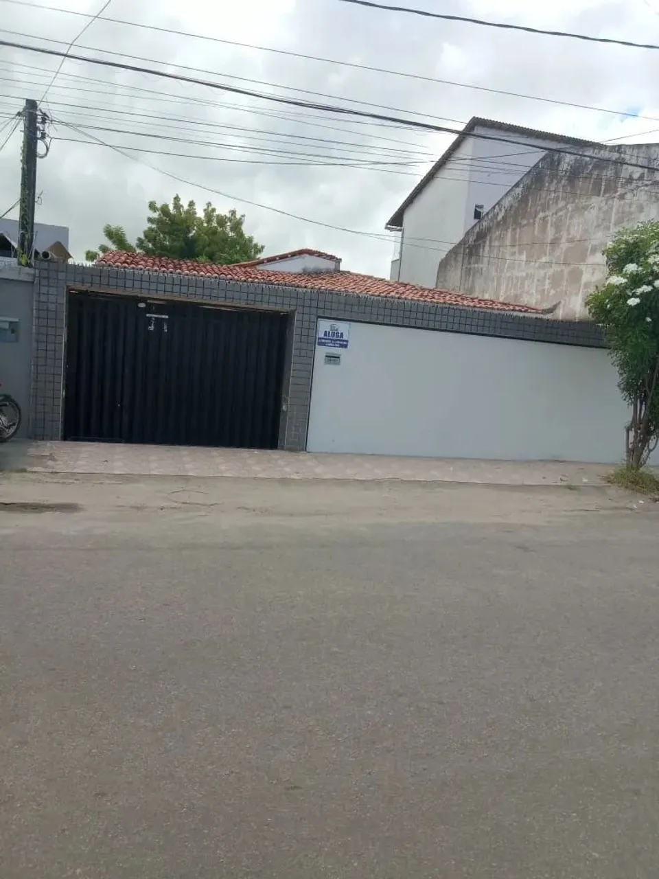 Casa com 4 dormitórios para alugar, 210m² - São João do Tauape - Fortaleza/CE