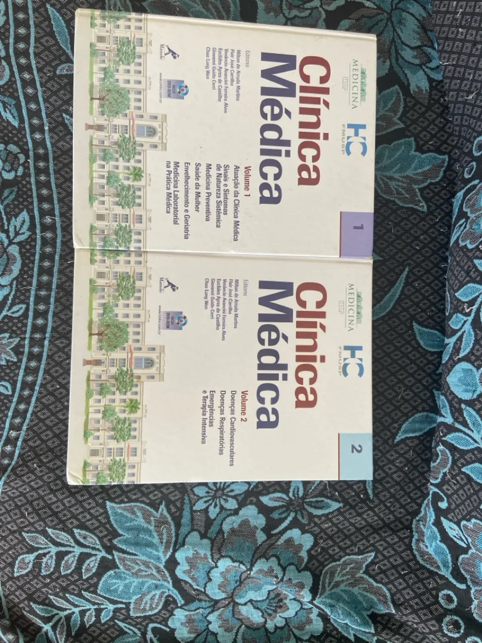 Livros Clínica Médica - Volume 1 e 2