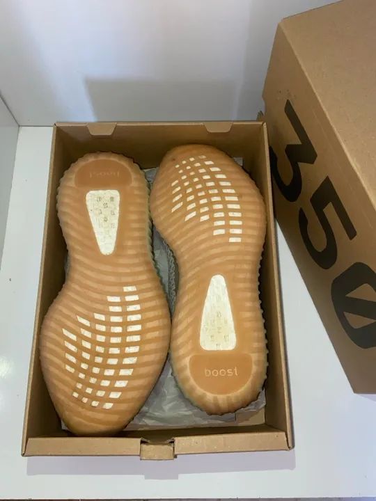 Adidas Yeezy Citrin | Semi novo | 41 | Box Og - Foto 5