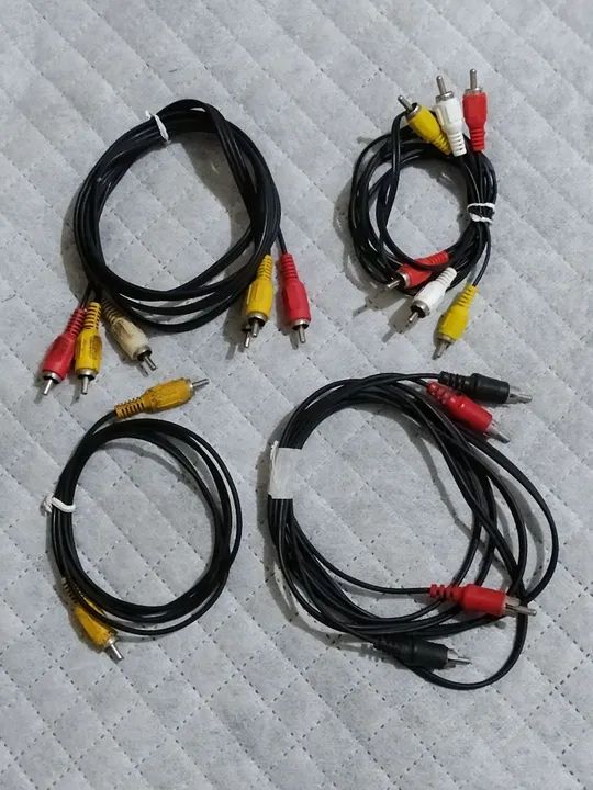 Cabos RCA para Áudio, Vídeo e Cameras Usados
